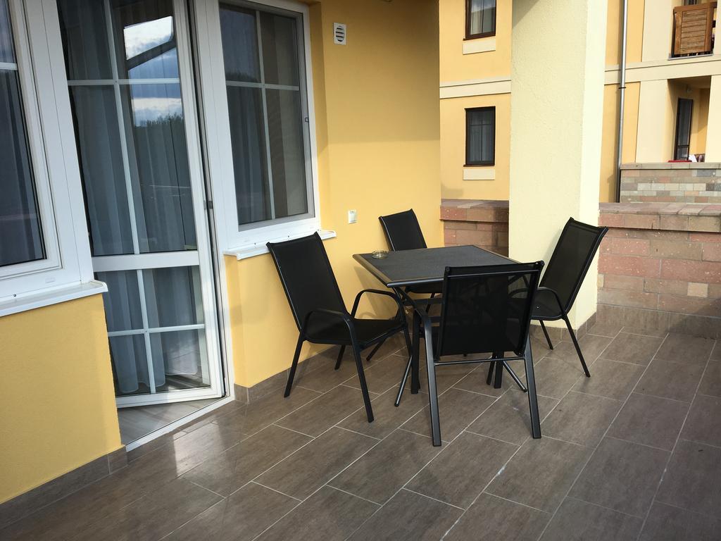 F&M Apartman Egerszalok Ngoại thất bức ảnh
