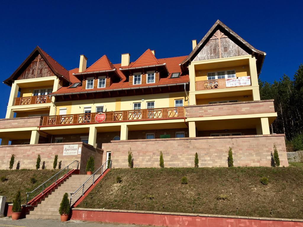 F&M Apartman Egerszalok Ngoại thất bức ảnh