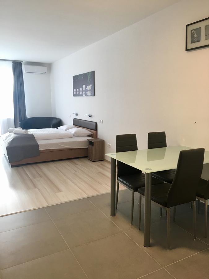 F&M Apartman Egerszalok Ngoại thất bức ảnh