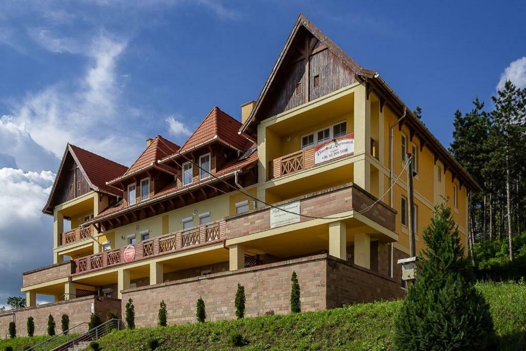 F&M Apartman Egerszalok Ngoại thất bức ảnh